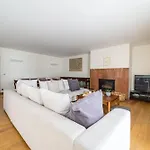 Apartment Alameda Ribeiro - T4 No Centro Historico - Braga