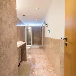 Apartment Alameda Ribeiro - T4 No Centro Historico - Braga