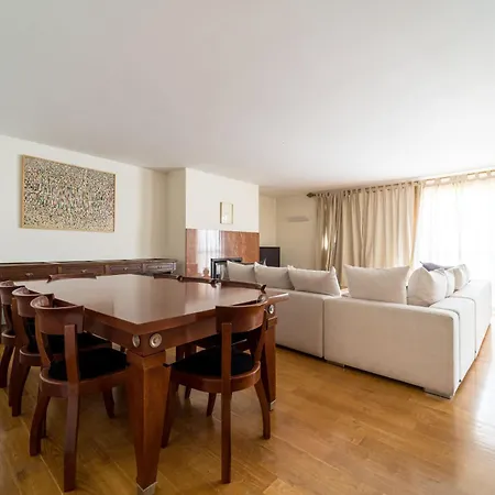 Alameda Ribeiro - T4 No Centro Historico - Braga